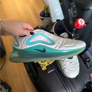 Nike Air Max 720 Sneakers